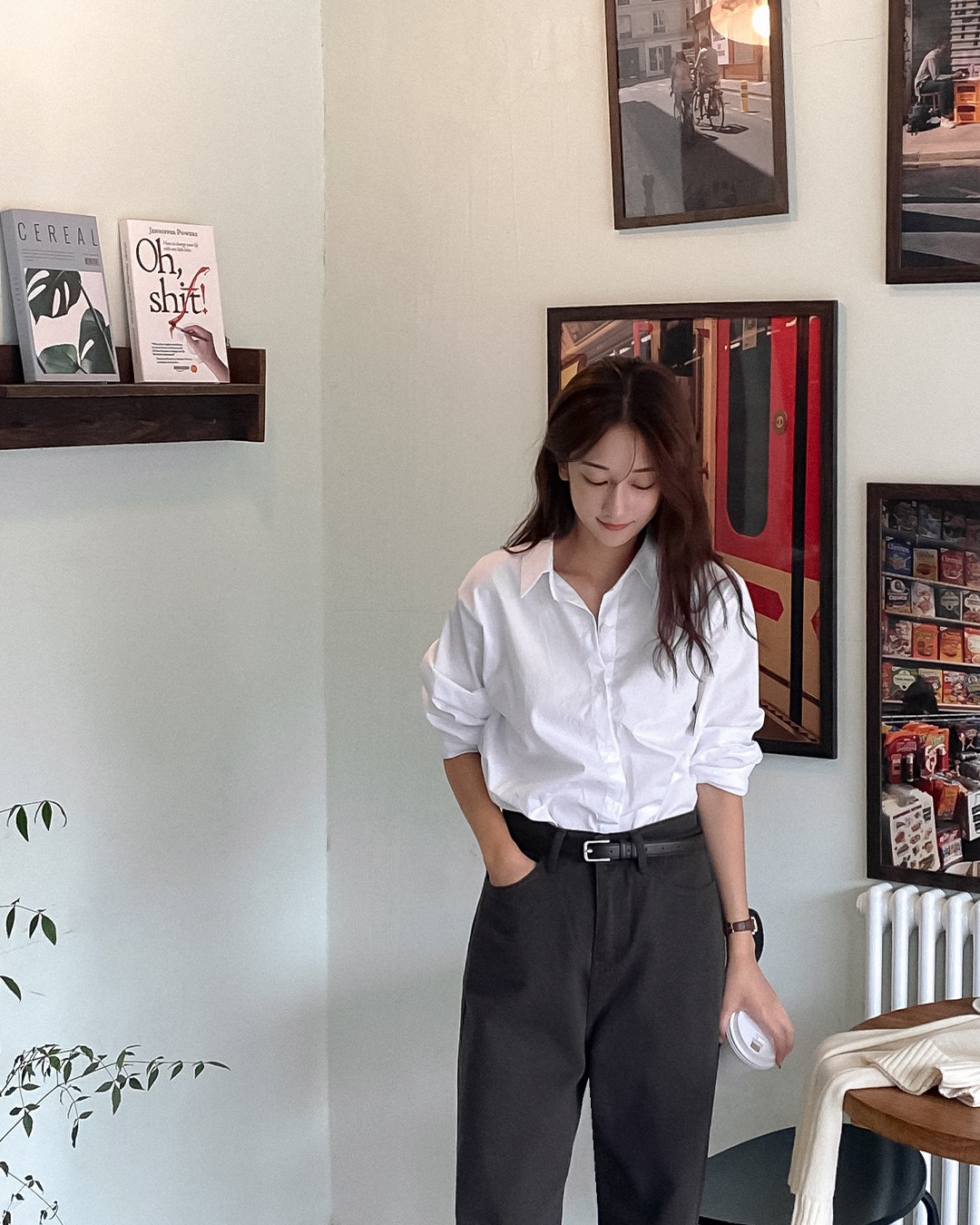 5 mẫu áo sơ mi trẻ trung, thịnh hành nhất mùa xuân 2024-10