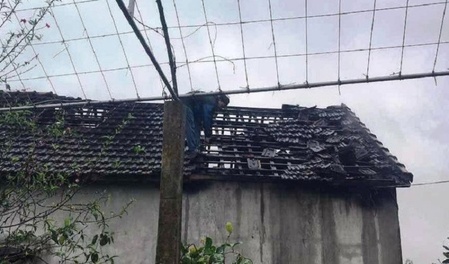 Bắt kẻ đâm trọng thương 2 mẹ con người yêu cũ, phóng hỏa đốt nhà-1