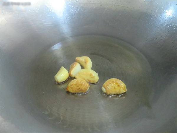 Phụ nữ bước vào tuổi trung niên nên ăn nhiều món này, vừa nhuận tràng, ngăn ngừa loãng xương lại thơm ngon, bổ dưỡng-5