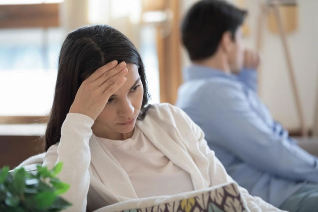 Biết lý do chồng đột nhiên cư xử tốt, yêu thương vợ mà tôi cay đắng, chỉ muốn ly hôn gấp-1