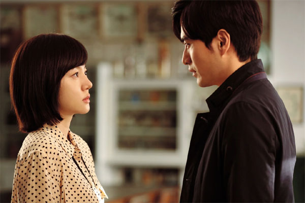 Dù là người thừa kế hợp pháp, chồng tôi vẫn không được đứng tên sổ đỏ mảnh đất đang ở-2