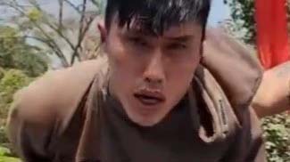 Vờ mua nữ trang, giật kiềng vàng 7 chỉ bỏ chạy-1