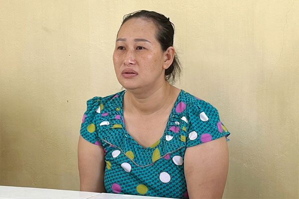 Người đàn ông bị một phụ nữ giật dây chuyền gần 200 triệu đồng giữa chợ-1