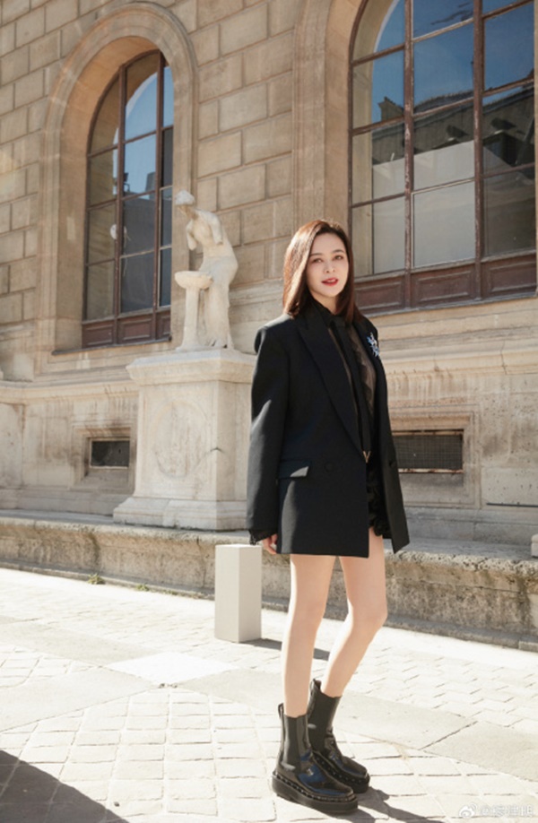 Mỹ nhân đẹp nhất Hồng Kông U70 vẫn xinh đẹp, rạng rỡ như gái trẻ: 1 bí quyết trước giờ đi ngủ khiến chị em phải học theo-6