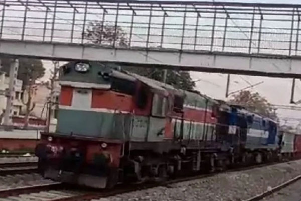 Ấn Độ: Hy hữu vụ tàu hỏa chạy hơn 70 km dù không có lái tàu-1