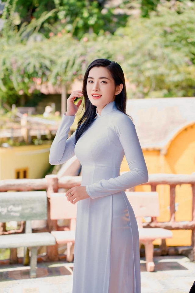 Top 15 Hoa hậu tình nguyện nhập ngũ: Là tiểu thư được gia đình bao bọc, thi nhan sắc chỉ để trải nghiệm-1