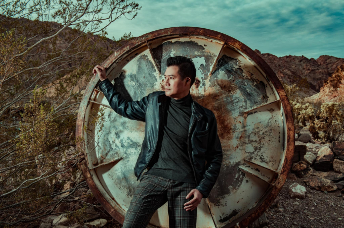 Nam ca sĩ đẹp trai, giàu có nhưng U50 vẫn không cưới vợ, sống cùng mẹ trong biệt thự phố 400m2 ở Sài Gòn-2