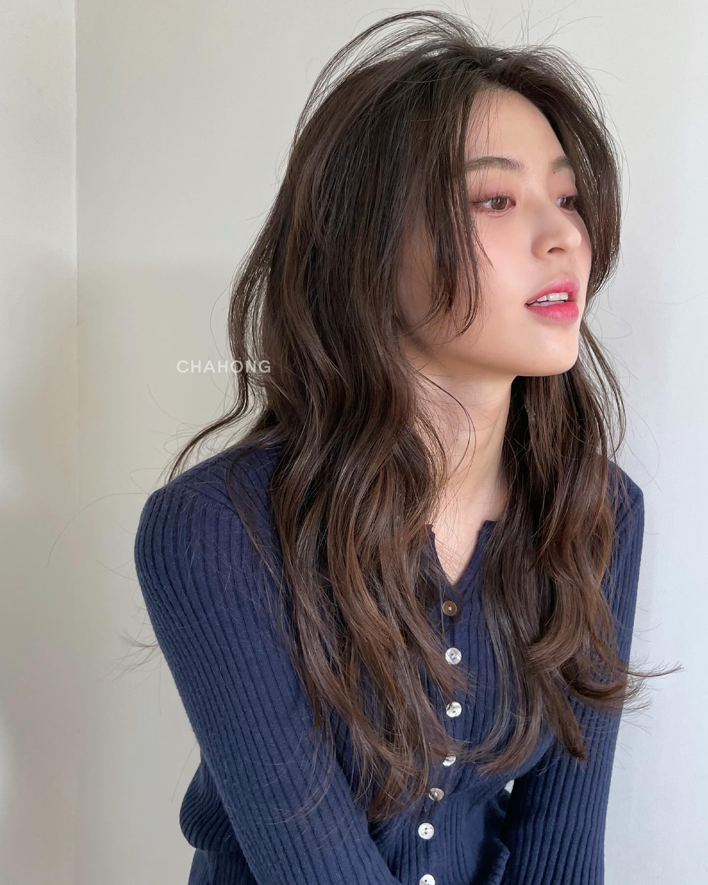 Tham khảo 5 kiểu tóc trẻ trung, dẫn đầu xu hướng 2024-4