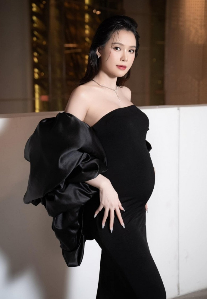 Diễn viên Sam hạnh phúc đón tin vui với chồng doanh nhân-3