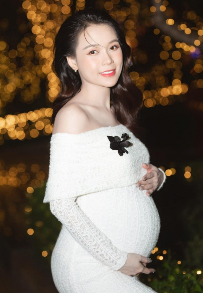 Diễn viên Sam hạnh phúc đón tin vui với chồng doanh nhân-4