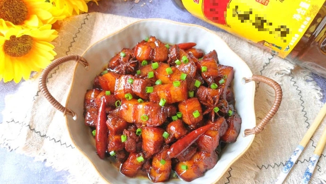 Khi làm thịt kho tàu nên cho đường trắng hay đường phèn?: Hầu hết mọi người đều làm sai, chẳng trách có vị đắng-5