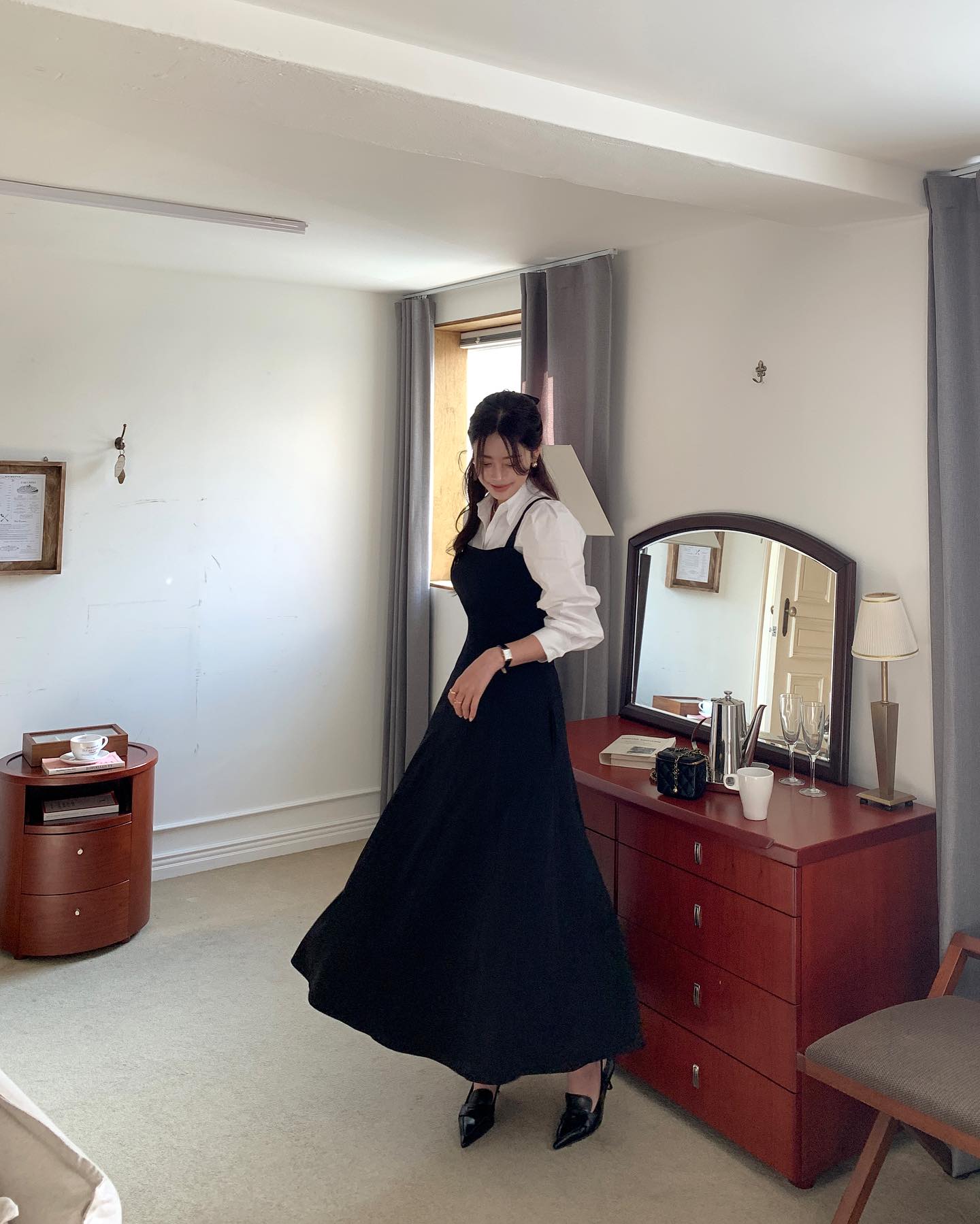 4 mẫu váy liền tối giản, mặc lên cực sang-4