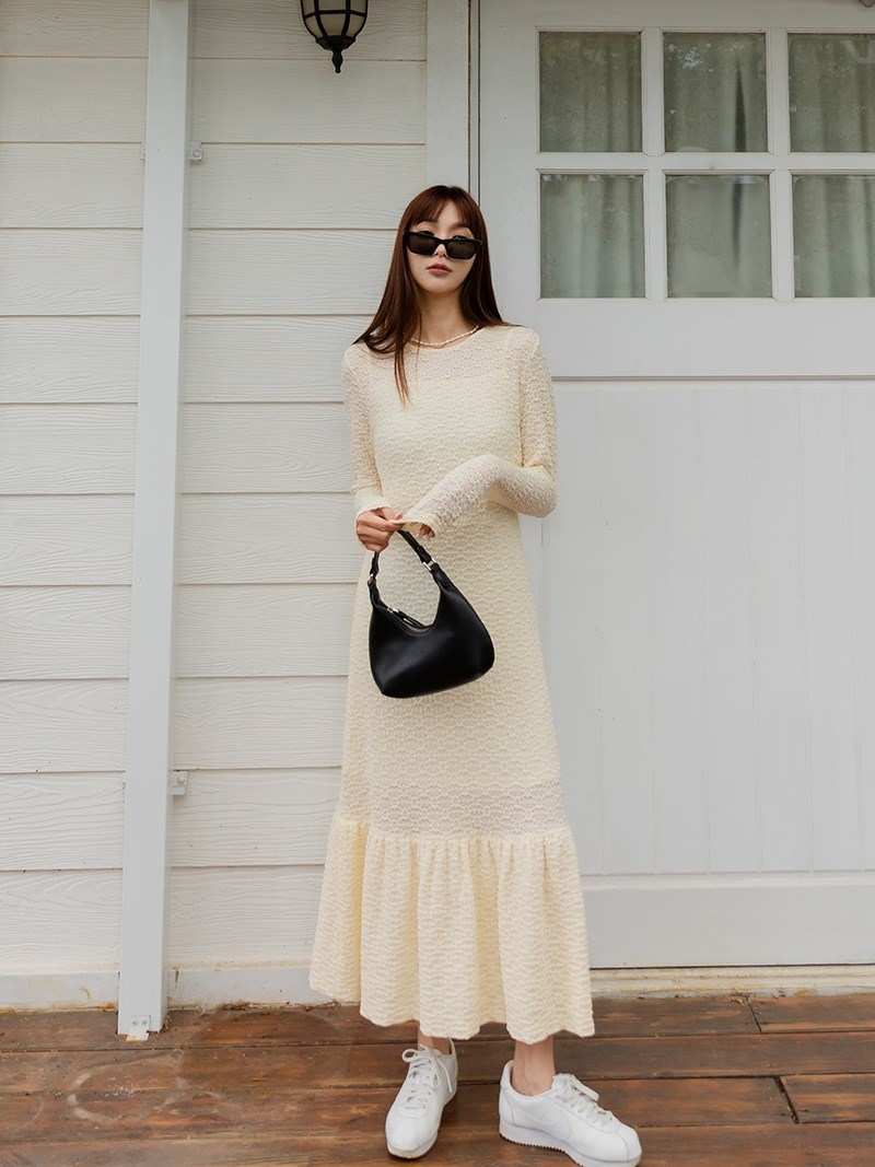 4 mẫu váy liền tối giản, mặc lên cực sang-5