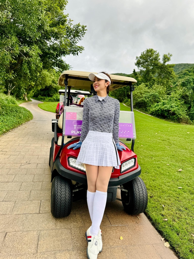 Hoa hậu đông con nhất nhì showbiz Việt: U40 vẫn đẹp nõn nà, đáp trả tinh tế khi bị nói đẹp mà 2 đời chồng-7