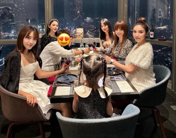 Hội bạn thân phú bà nổi tiếng hẹn hò sang chảnh: Visual sau sinh của Linh Rin, Hạnh Sino chiếm spotlight, Huyền Baby gây chú ý vì 1 điểm lạ-1