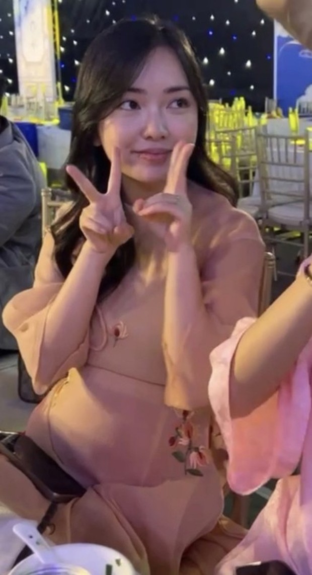 Mỹ nữ Bắc Giang cưới chồng nổi tiếng lần đầu lộ diện sau khi ngầm xác nhận mang thai bé Rồng, visual hiện tại thế nào?-4