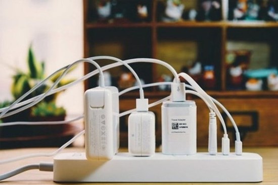 Nhà sau Tết xuất hiện mùi lạ, gia chủ tá hỏa phát hiện nguyên nhân: Một thứ trong bếp bị rút điện nhầm!