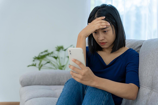 Vợ muốn ôm người yêu cũ lần cuối tại đám cưới, hành động sau đó của chú rể mới bất ngờ-2