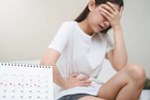 Phụ nữ thiếu progesterone tác động xấu đến tử cung và khả năng mang thai thường gặp phải 5 bất thường trong cơ thể-2