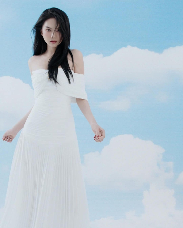 Bộ ảnh comeback của Ngọc Trinh: Nhẹ nhàng không sexy, nhan sắc hậu tăng cân ra sao?-4