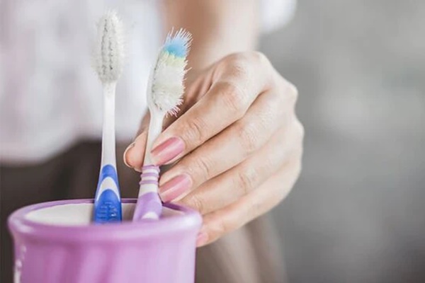 Bao lâu nên thay bàn chải mới? Chuyên gia trả lời khiến nhiều người chột dạ vì trước giờ vẫn làm sai-1