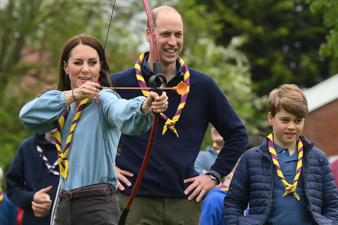 William và Kate đang bí mật đào tạo con trai cả trở thành vị vua tương lai, giúp con không hoảng sợ khi thực hiện các nhiệm vụ hoàng gia-2
