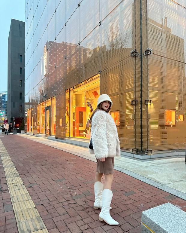 Cuộc sống sang chảnh của em gái Lê Công Vinh: MXH chỉ thấy ảnh đi du lịch nước ngoài, U40 sắc vóc vẫn nóng bỏng-2