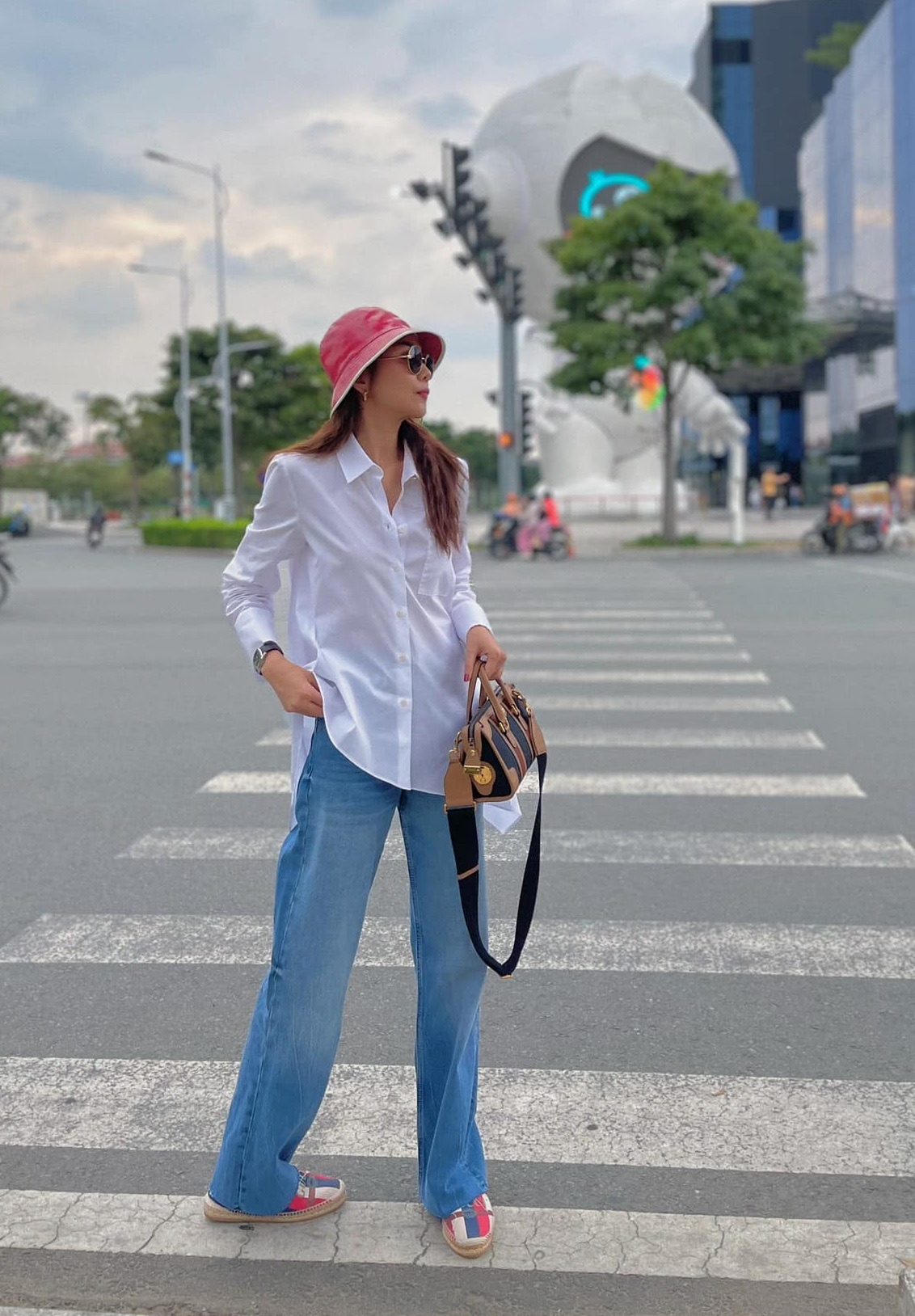 5 món thời trang giúp Phạm Thanh Hằng trẻ hóa phong cách tuổi 41-4