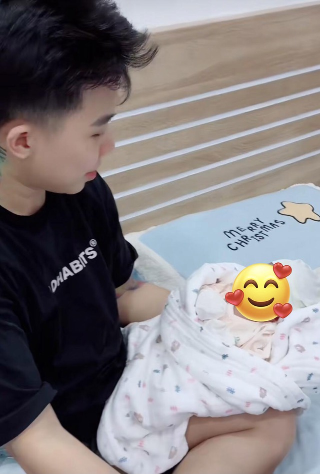 Người đàn ông thứ 3 ở Việt Nam sinh con, quá trình thụ thai khiến chính người trong cuộc ngỡ ngàng-7