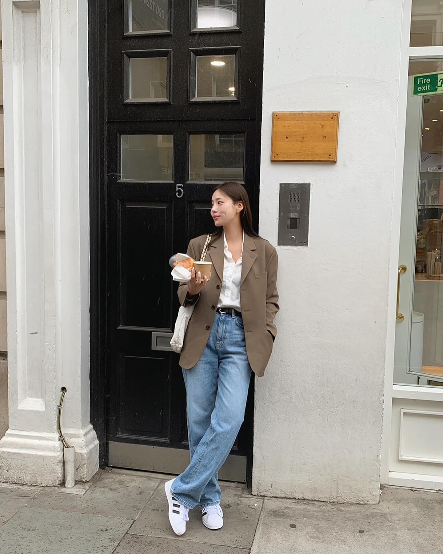 5 kiểu quần dài đang là xu hướng, chị em nên sắm cho tủ đồ để sành điệu hơn năm ngoái-7