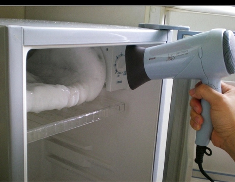 Tủ lạnh đóng lớp đá, tuyết dày có sao không? Vấn đề thường gặp nhưng không phải ai cũng biết cách xử lý-4