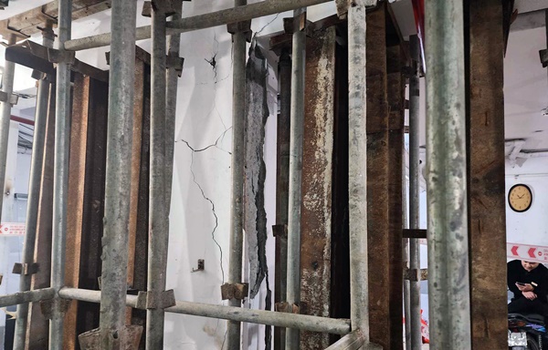 Chung cư mini ‘chống nạng’: Cấp phép 5, chủ đầu tư xây 8 tầng-2