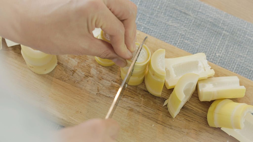 Món ăn giảm cân: Măng tươi nhồi thịt hấp giòn ngọt ngon-2