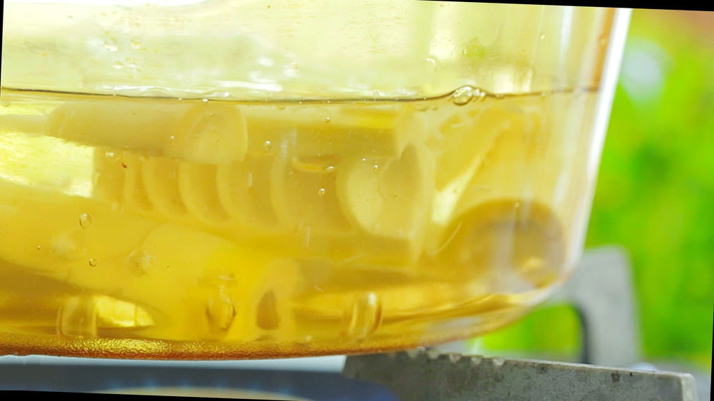 Món ăn giảm cân: Măng tươi nhồi thịt hấp giòn ngọt ngon-3