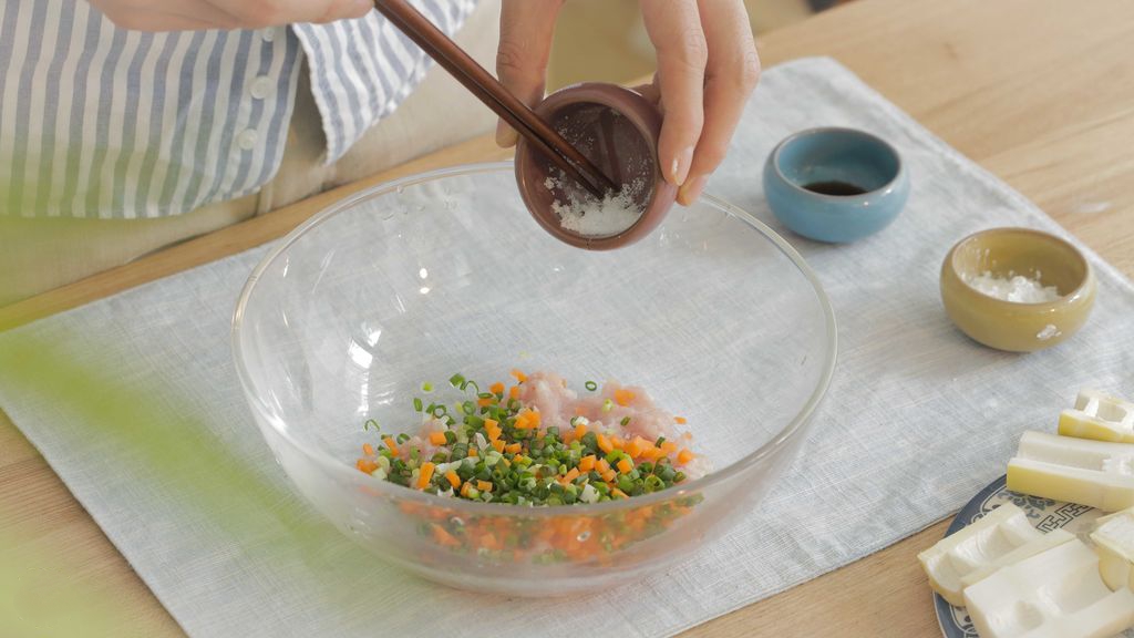 Món ăn giảm cân: Măng tươi nhồi thịt hấp giòn ngọt ngon-4