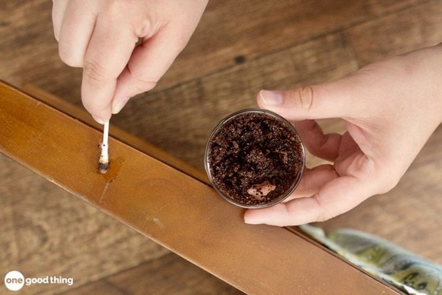 Loại bã từ đồ uống nhiều người dùng xong đều vứt đi, thực tế có cực nhiều công dụng trong việc dọn nhà-7