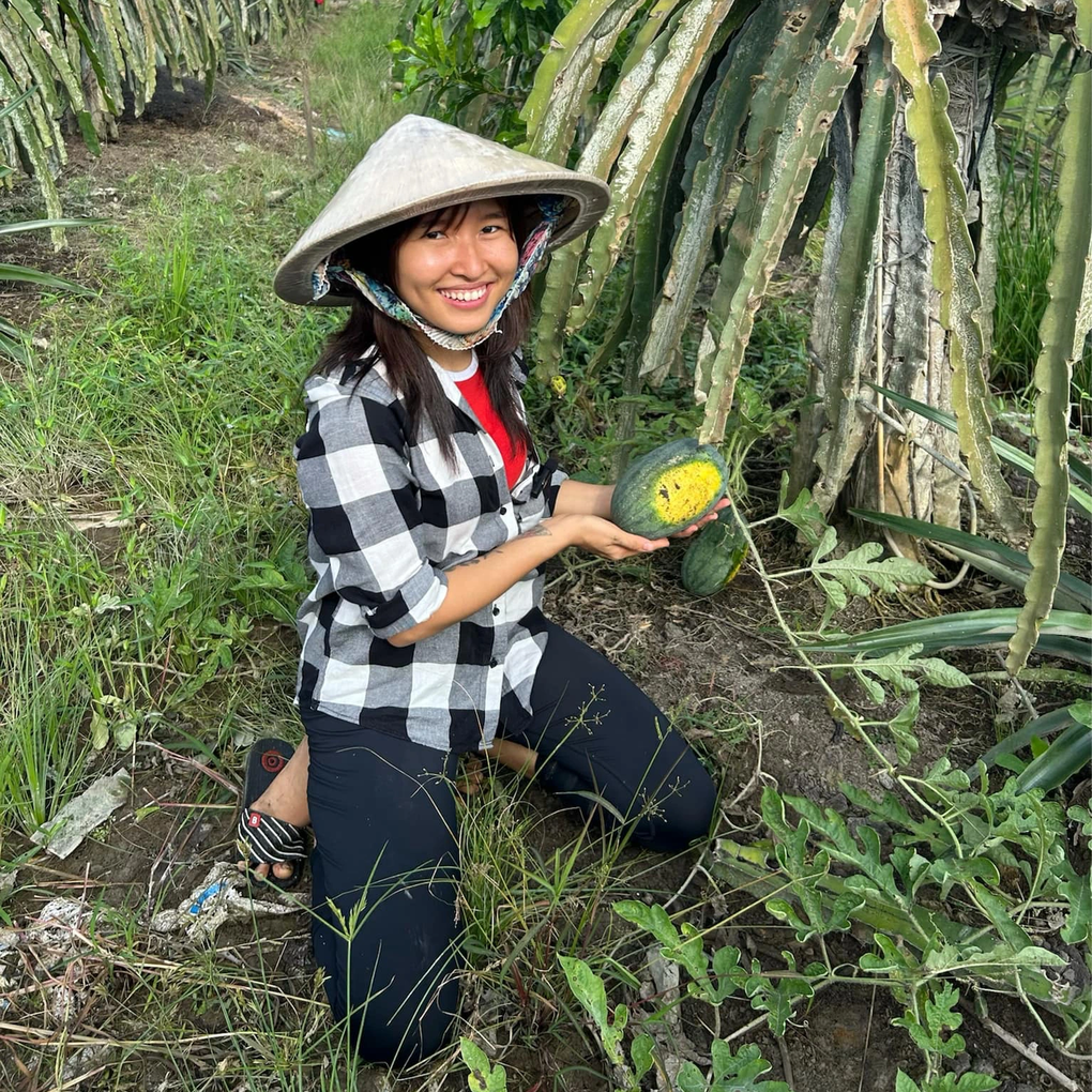 Cuộc sống đối lập của hai nữ streamer Việt xinh đẹp, nổi tiếng một thời-4