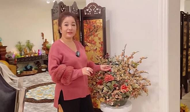 Dinh thự đôi lộng lẫy được Thúy Nga đăng tải nghi là của ca sĩ Huy MC: Bên trong rất nhiều đồ cổ-6