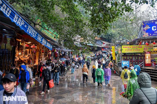 Xử lý người phụ nữ tổ chức hầu đồng, nhập thần hổ ở chùa Hương Tích-2