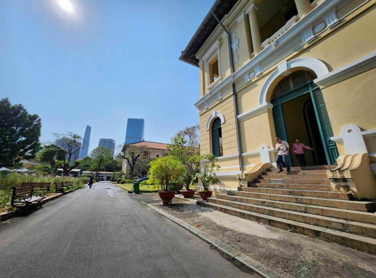 Cận cảnh nơi xét xử và lưu trữ 6 tấn hồ sơ vụ án Vạn Thịnh Phát-2