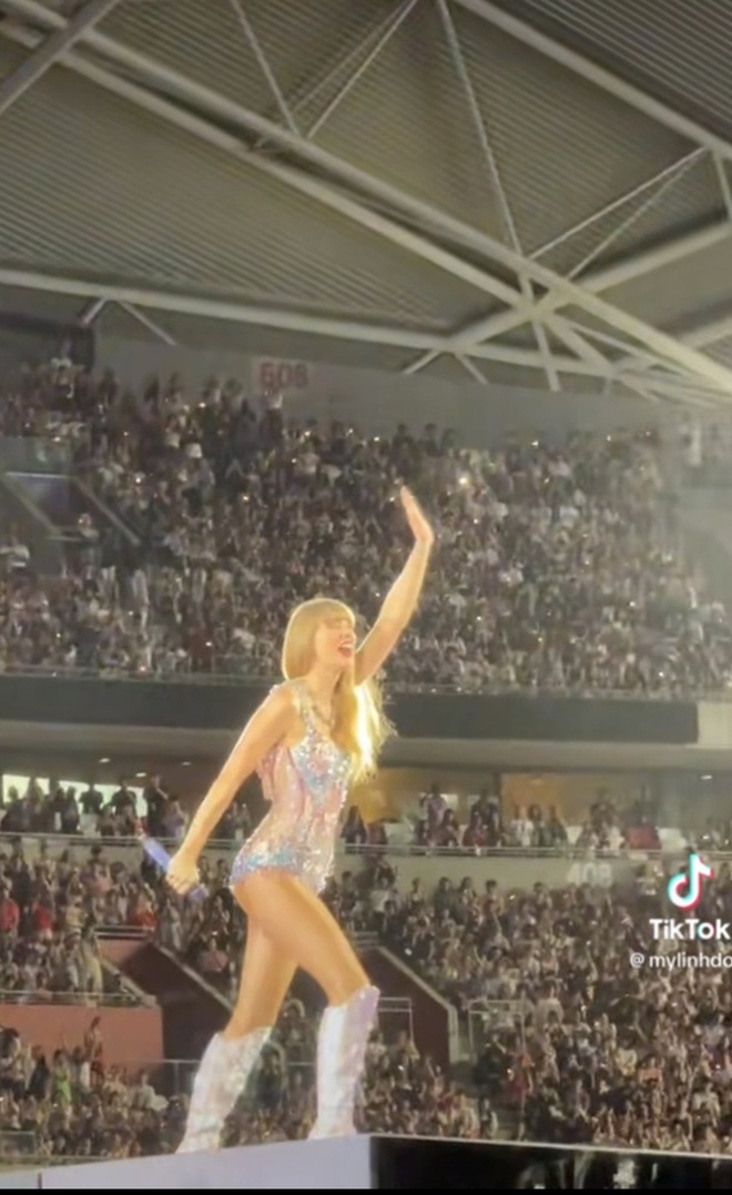 Tổng tài quyền lực xả vai đi đu Taylor Swift, review nhanh: Vé VIP có mắc thật nhưng đáng đồng tiền-4