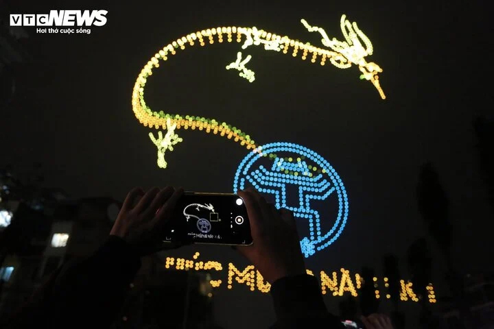 Cuối tuần này, 200 máy bay không người lái trình diễn ánh sáng ở Hồ Tây-1