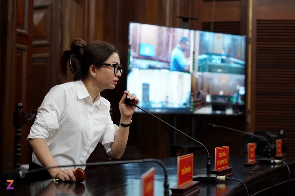 Cận cảnh bên trong phiên tòa xét xử vụ án Vạn Thịnh Phát-5