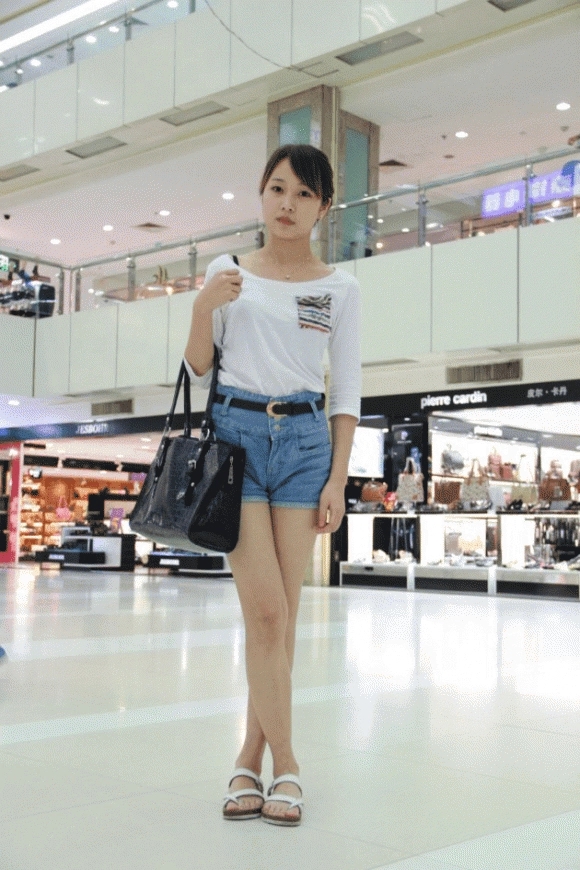 Chị gái Nam Em khiến nhiều người nghĩ tới con gái một nam diễn viên nổi tiếng: Khi nỗi buồn thơ ấu là rào cản hạnh phúc tương lai-2