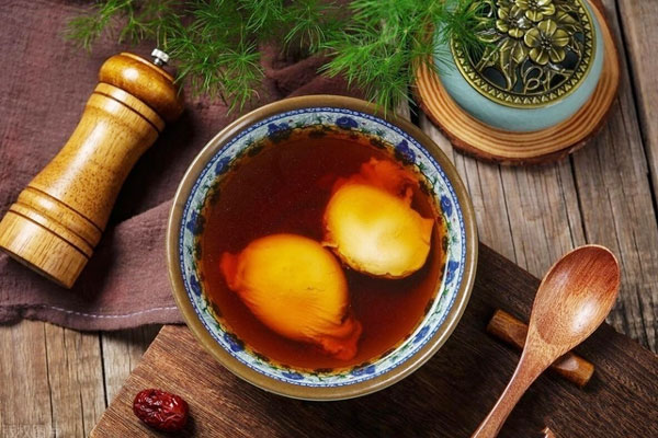 Vào mùa xuân, phụ nữ nên ăn 2 món, uống 2 trà này để bồi bổ cơ thể, giúp làn da căng bóng-5