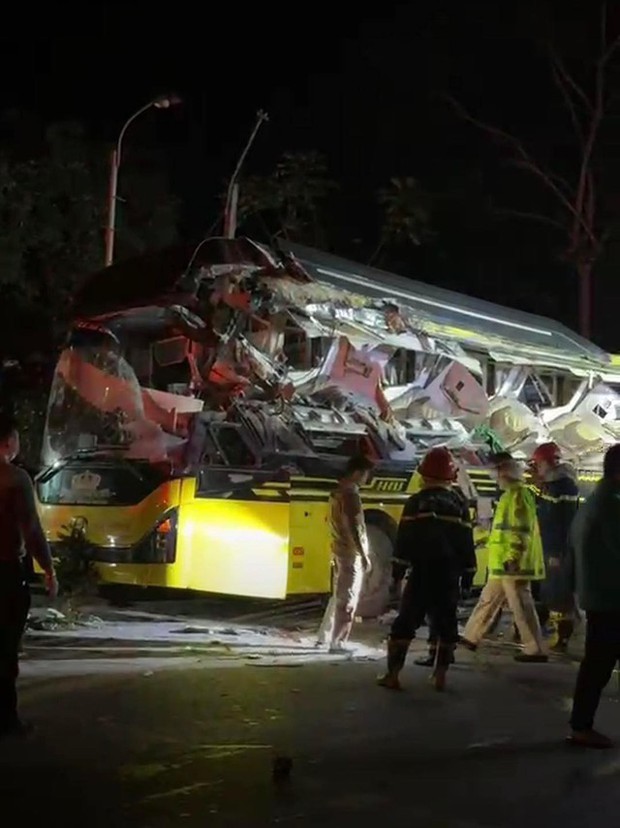 Hiện trường vụ tai nạn kinh hoàng 5 người tử vong ở Tuyên Quang-7