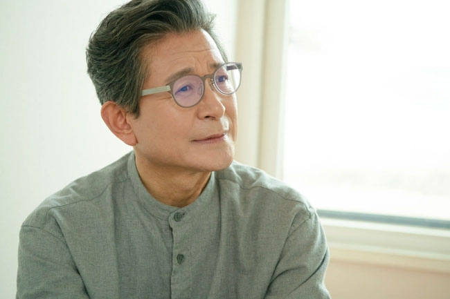 Sau 2 tháng mẹ chồng nằm liệt giường, bố chồng quyết định chia lại tài sản khiến cả nhà đều bất ngờ-1