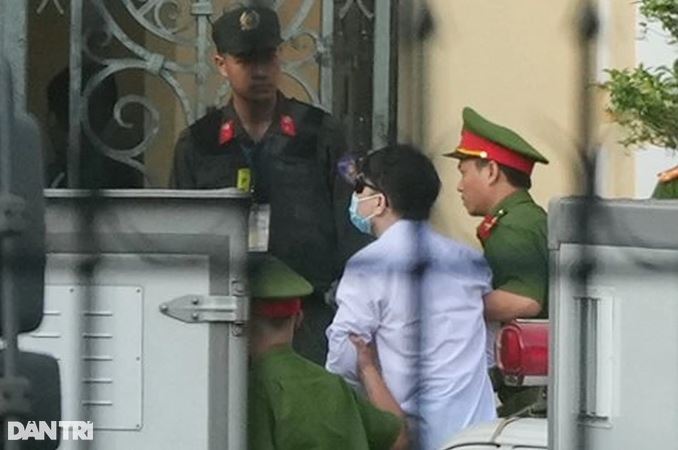 Bị cáo Nguyễn Cao Trí xin vắng mặt trong một số ngày xét xử-12