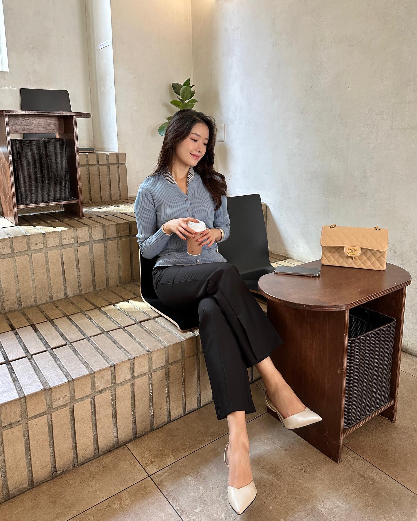 5 món thời trang giúp phong cách công sở thêm sang trọng-6