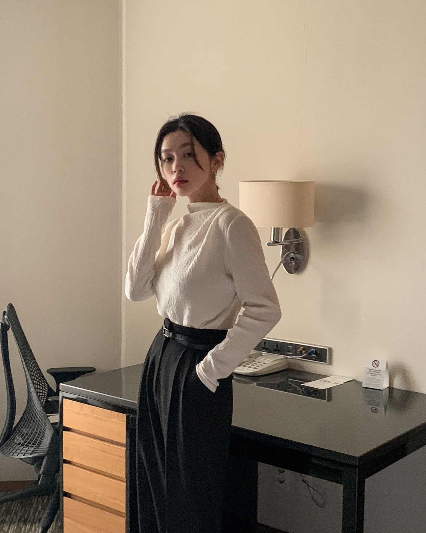 5 món thời trang giúp phong cách công sở thêm sang trọng-9